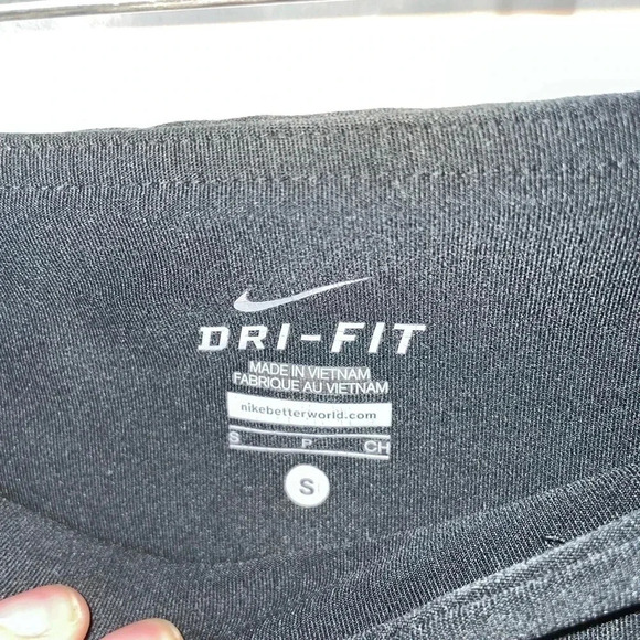 Nike DRI FIT CROPPED LEGGINGS LOGO SIZE SMALL BLACK IN COLOR - Picture 9 of 9